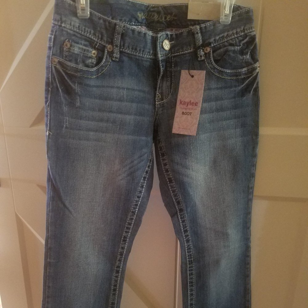 Maurices Kaylee Boot Original fit jean jeans 3/4 Short Nwt